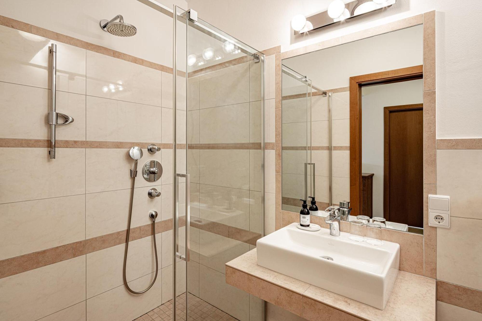 Hotel Haus Am Hang Caldaro Rom bilde